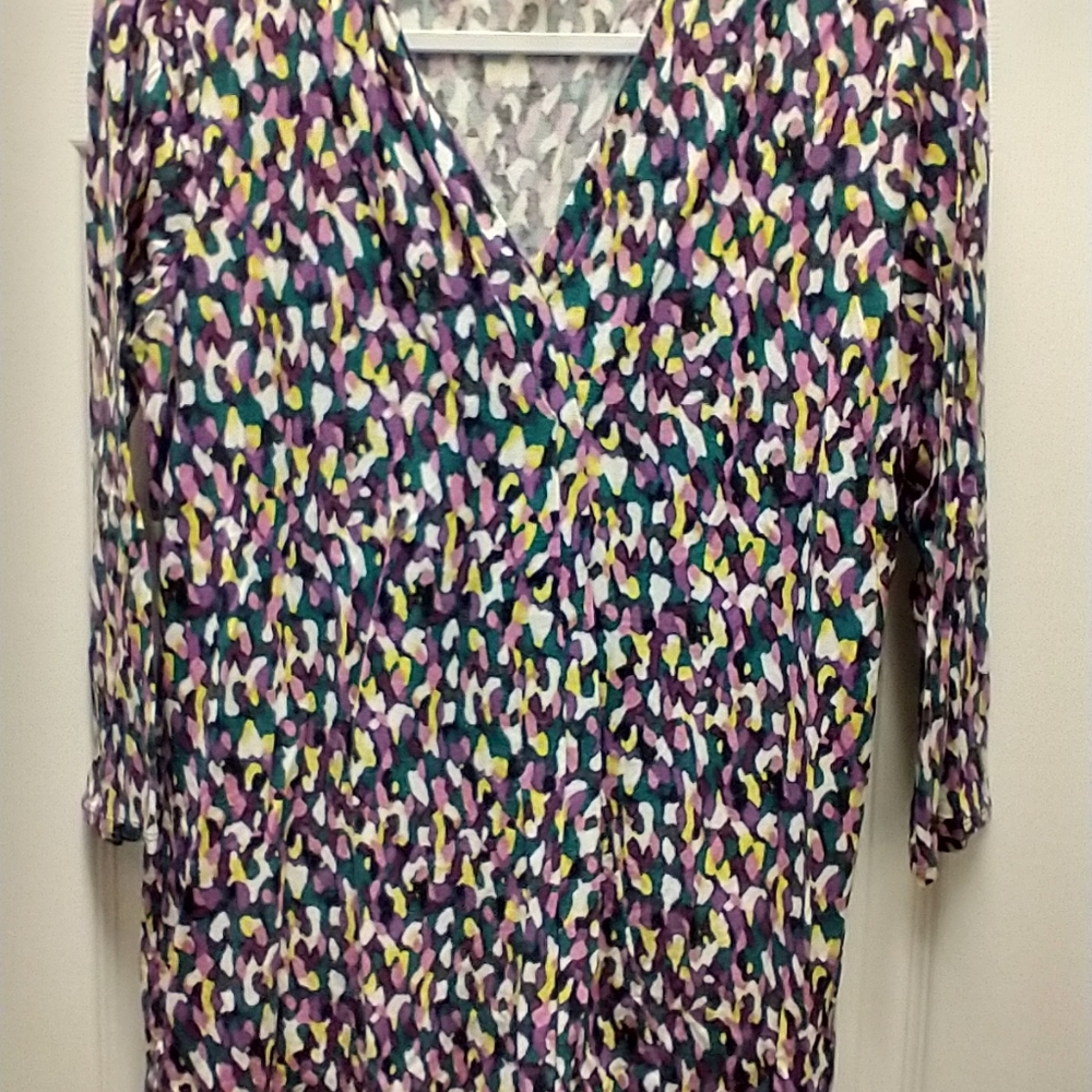 Dana Buchman 3/4 length top